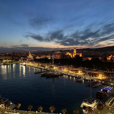 Luxury Beach/Port Apartment Malaga Luaran gambar